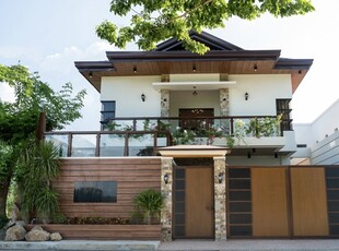 Villa For Sale In Los Banos, Laguna