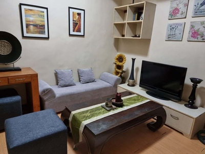 2 Bedroom For Sale - Fully Furnished in Cambridge Village, Cainta