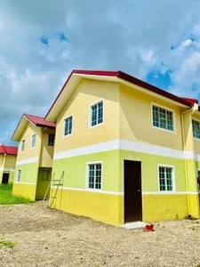 For Sale: 2 Storey House 3BR in Southpoint Villas Alaminos, Laguna