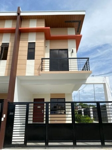 3 Bedrooms 2 toilet and bath 2 storey Townhouse in Bacoor Cavite