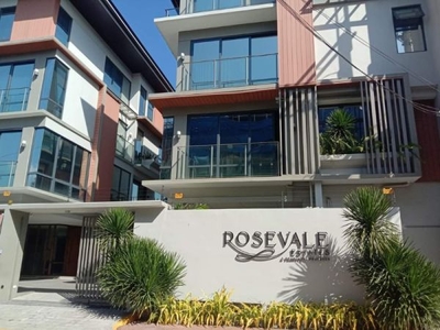 4 Bedroom Townhouse For Sale in The Rosevale Estates, Paco, Manila City