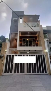 2 Storey with Attic Elegant Townhouse For Sale in Quezon City