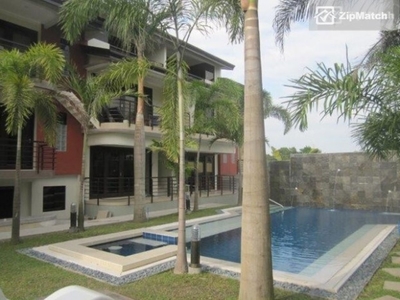 Balmoral Condominium fully furnished mini Villa with good Airbnb reviews income