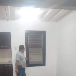 Carsadang bago Imus cavite town house , 2 bed room , 2 toilet , terrace