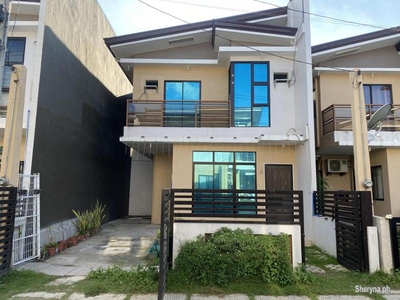FOR ASSUME 3 BEDROOM HOUSE 2T&B WITH GARAGE IN TALISAY
