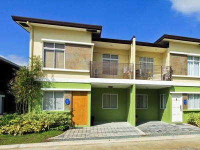 For Sale: 4 Bedroom Townhouse with balcony in Lancaster New City, Imus