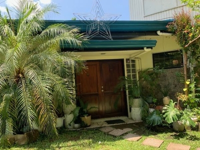 For Rent Modern 5 Bedroom Townhouse - San Lorenzo Village, Makati City