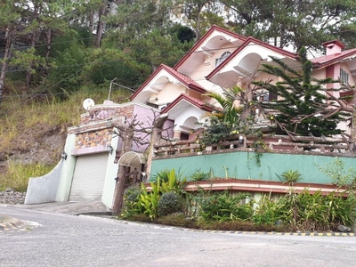 House for sale in secured subdivision with mountains view, Baguio