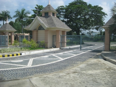 lot for sale in woodside garden executive village ready for housing