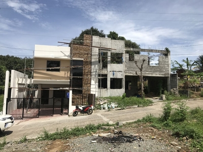 Metropolis Phase 1, upscale subd. in Talamban, Cebu unfinished house, rush sale