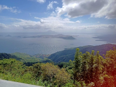 Overlooking Taal Lake residential lot for sale