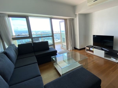 Prestige living - high floor spacious 2 bedrooms with excellent views