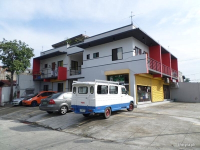 Residential/Commercial Building with Roof Deck in Las Pinas City