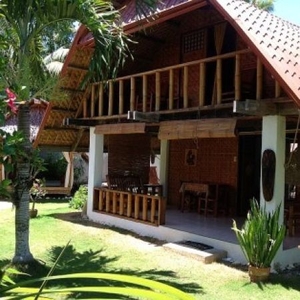 Resort with 5 individual bungalows on 618sqm titled land