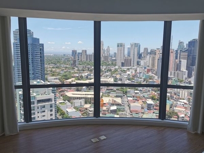 Spacious corner 1BR with stunning view of Rockwell & Makati
