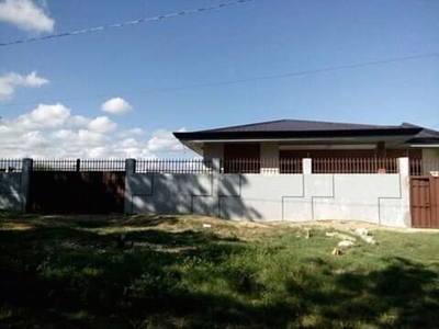 Spacious House And Lot, 4 bedroom for sale (Negotiable Price)