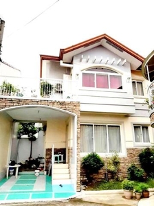 Townhouse For Rent In Santa Lucia, Pasig