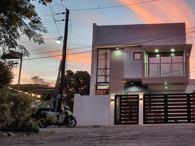 Two Storey Modern Residential House For Sale