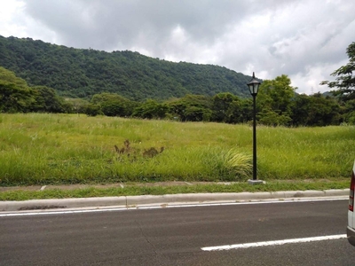 Vacant Lot for Sale inside Tagaytay Highlands Country Club Midlands Pueblo Real