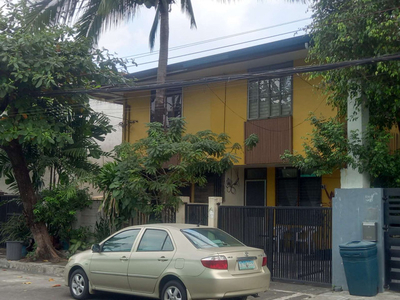 Townhouse For Sale In Poblacion, Makati