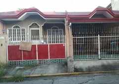 House for sale in Las Pi?as, Metro Manila