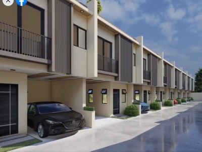 Affordable townhouse Talisay City near SRP