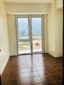 Affordable 1- 2Bedroo RFO Condo. Pioneer Woodlands, Mandaluyong City