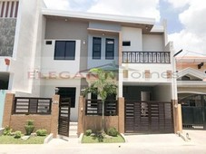 Elegant Beautiful House and lot in BF Resort village