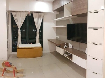3BR w Balcony + CARPARK, Int-Designed, Semi-Furnished (nego for long term lease)