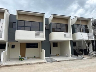 Townhouse For Sale In Dela Paz, Antipolo