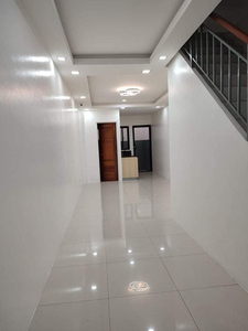 House For Sale In Project 2, Quezon City