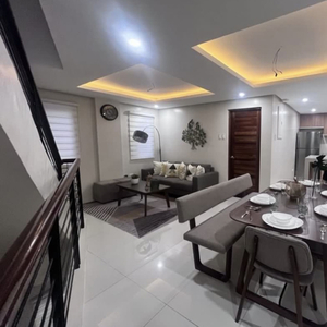 Townhouse For Sale In Pleasant Hills, Mandaluyong