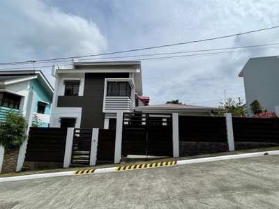Beautifully Designed 7BR Home in Ayala Hillside Estates