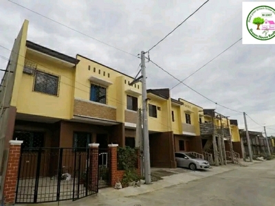 Townhouse For Sale In Santa Lucia, Pasig