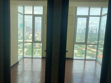 2 Bedroom Condo for sale in San Lorenzo Place, San Lorenzo, Metro Manila