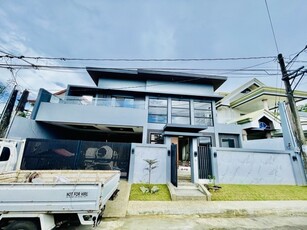 Batasan Hills, Quezon, House For Sale