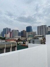 San Antonio, Makati, Townhouse For Sale