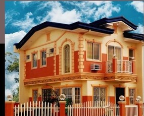 Viente Reales, Valenzuela, Townhouse For Sale