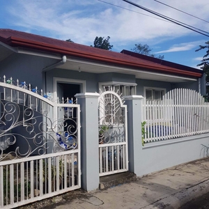 2 bedroom bungalow house with garage