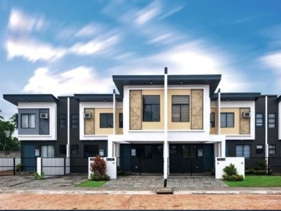 2-bedroom with carport, fence and gate at Baliwag, Bulacan
