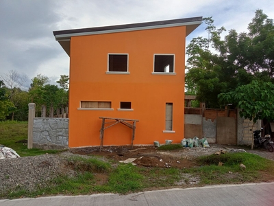 3 bedroom house and lot in Banhigan, Cebu for sale