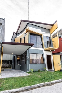 3 Bedrooms Single Attached House & Lot For Sale in Liloan, Cebu