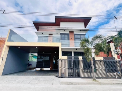 5-BR Modern House and Lot with Pool in Secured Subdivisinear Clark Pampanga