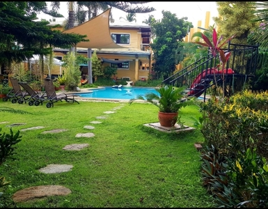 Beautiful House and Lot with Swimming Pool in Lipa City