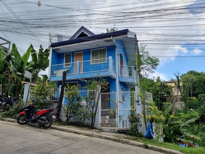 For sale 3 Bedroom House with overlooking mountain & city view, Cebu