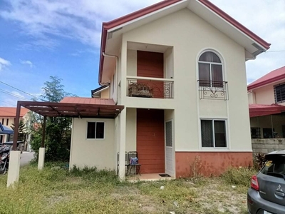 For Sale: Corner House & Lotle in Solana Country Homes, San Fernando, Pampanga