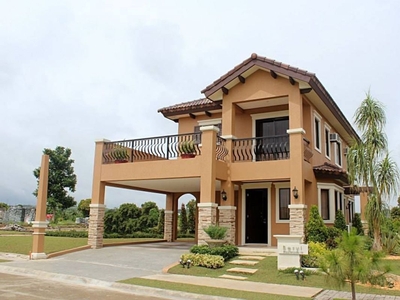 For Sale Single Detached 4 Bedrooms with balcony and 2 carports, Santa Rosa