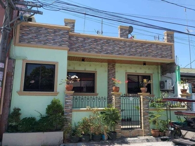 House and Lot for sale in BLK 1 LOT 11 Villa Catalina, Brgy. Sto. Tomas Binan