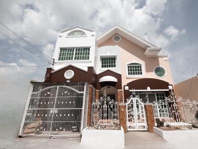 Luxury House and Lot for Sale in Cabanatuan City, Nueva Ecija