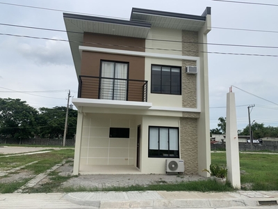 Rush House & Lot for Assume Balance at Grand Tierra Subdivision, Capas